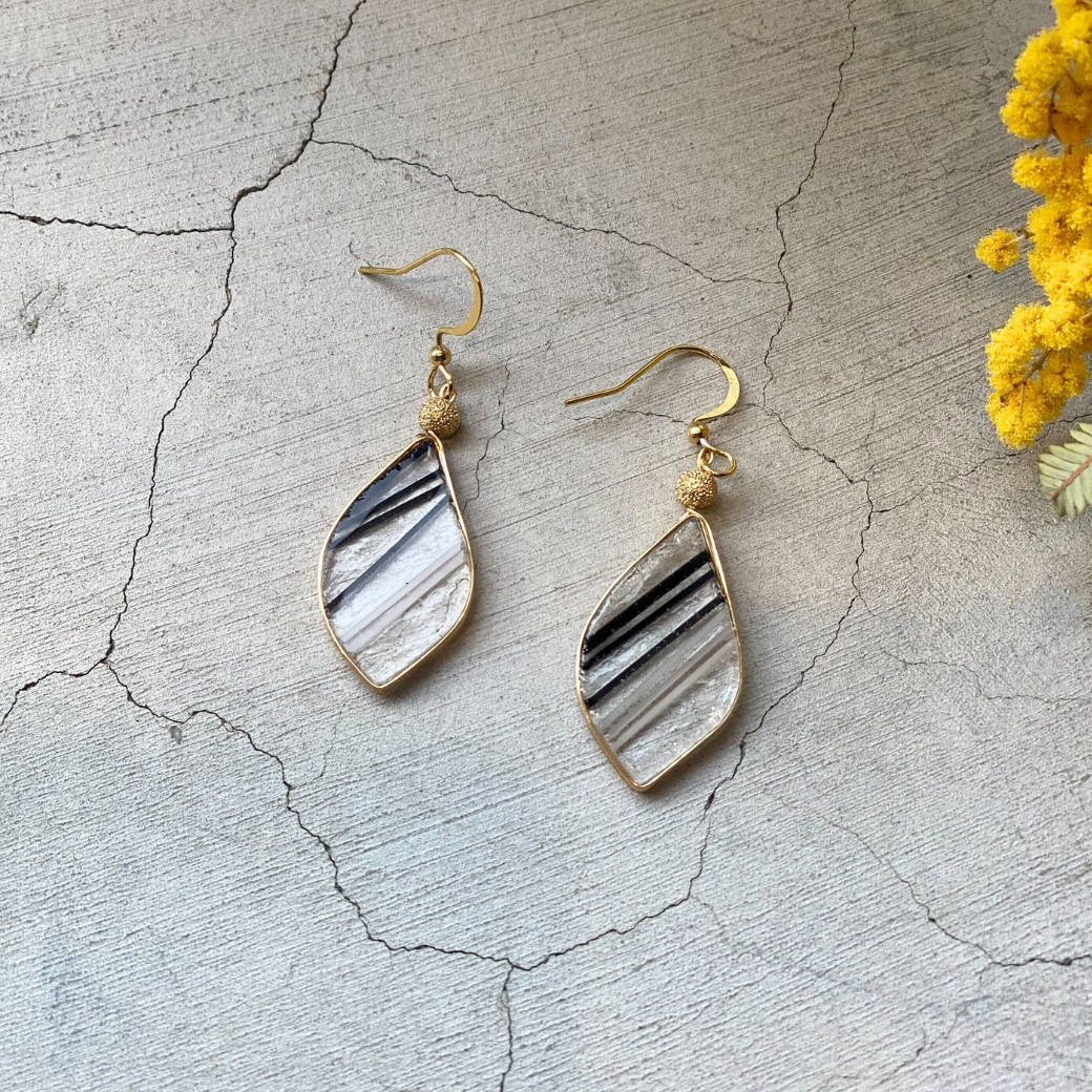 ciel ピアス ホワイト×グレー