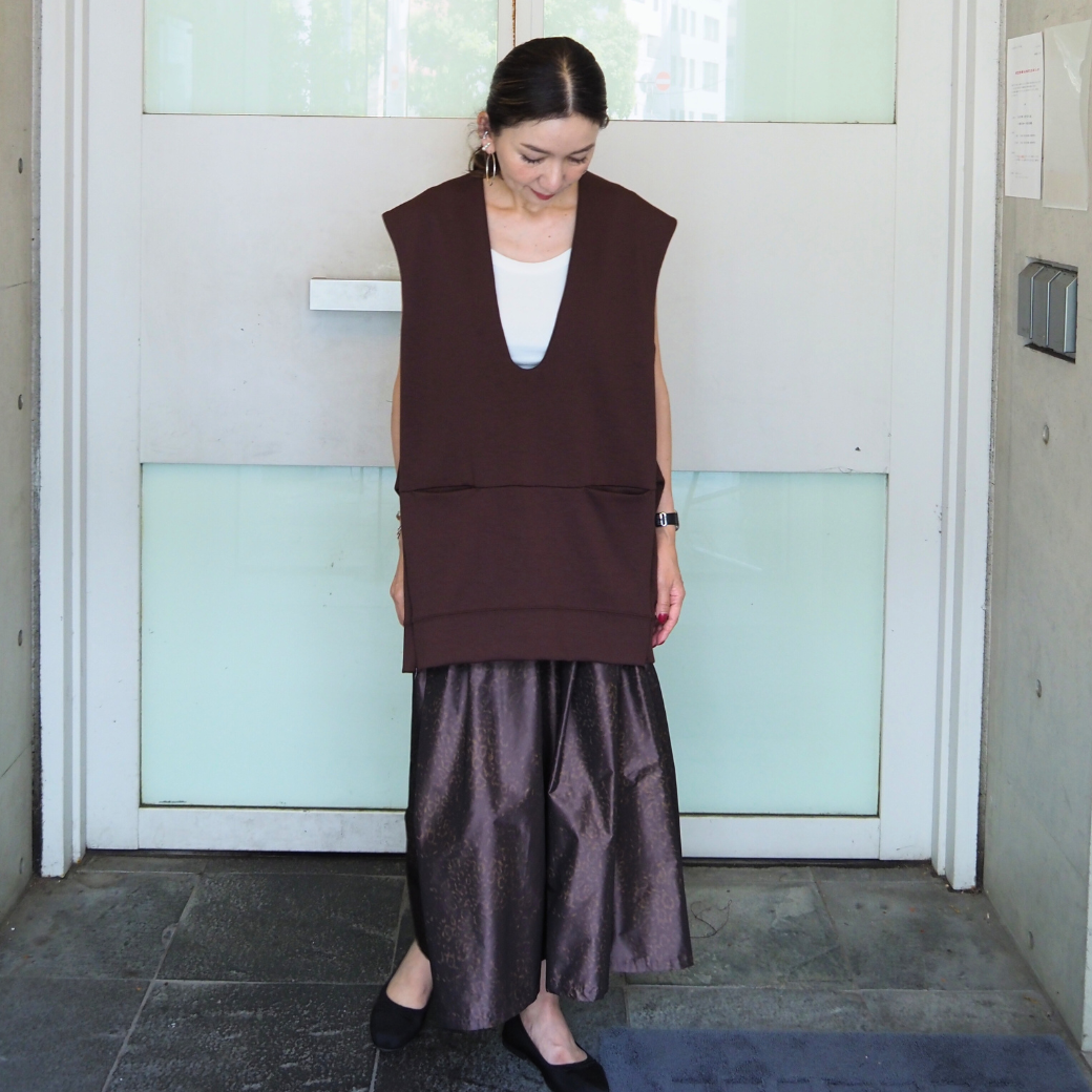 CHIGNON ダンボールVネックベスト 4754-049BZ