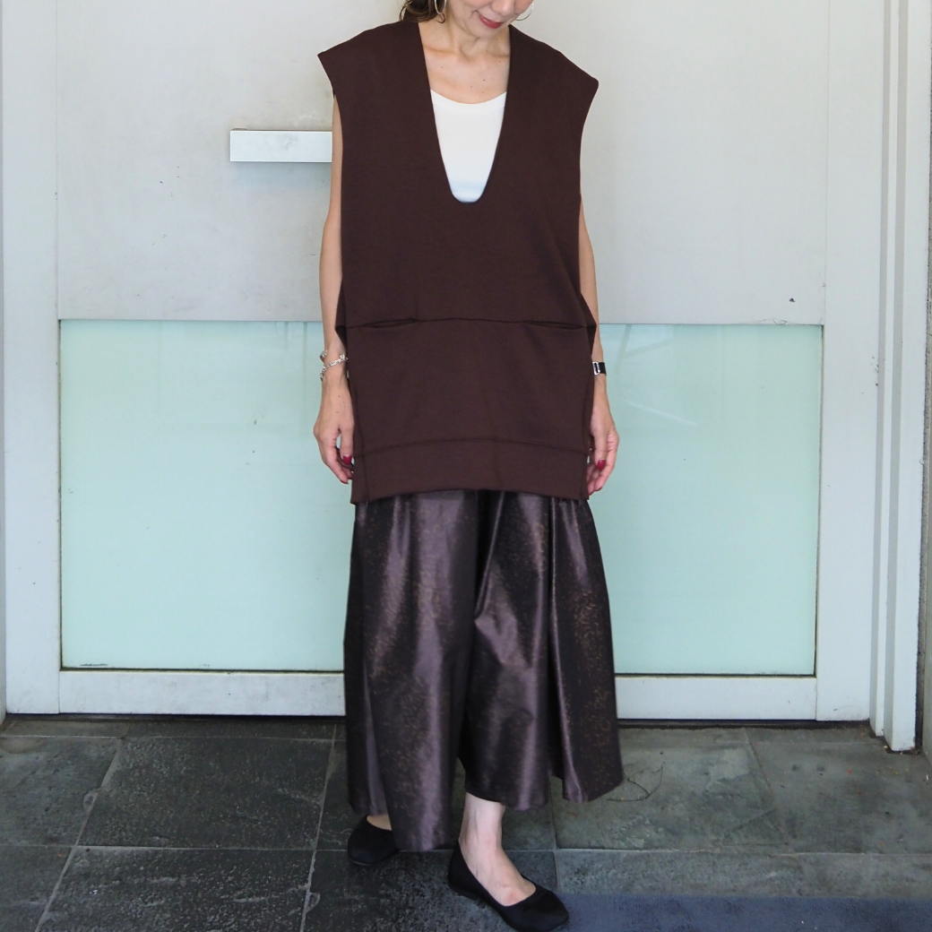 CHIGNON ダンボールVネックベスト 4754-049BZ