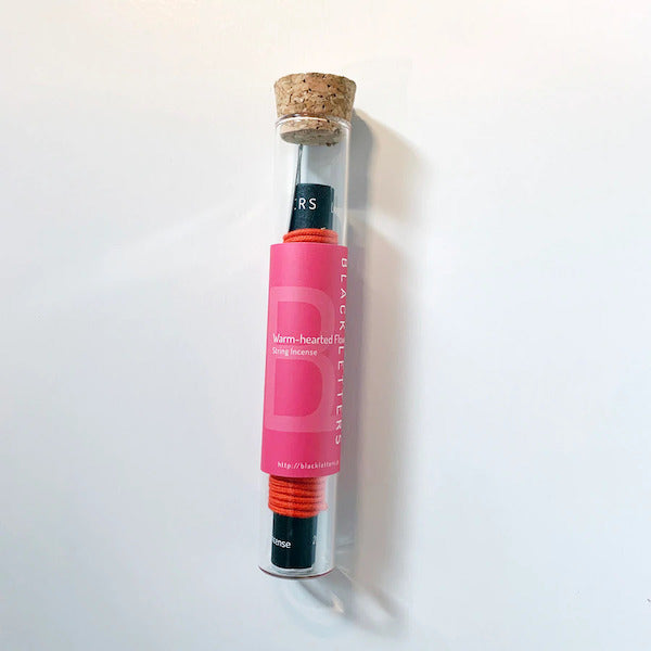 BLACK LETTERS STRING INCENSE 紐お香 Warm-hearted flower