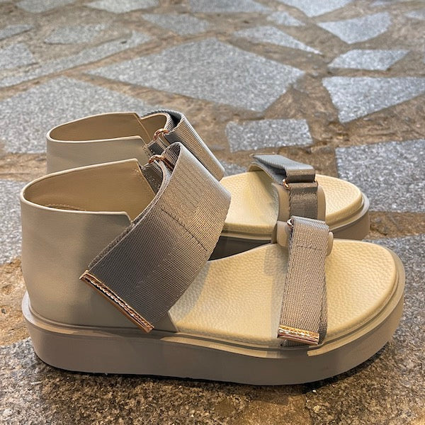 UNITED NUDE Vita Sandal Lo〔50%OFF〕