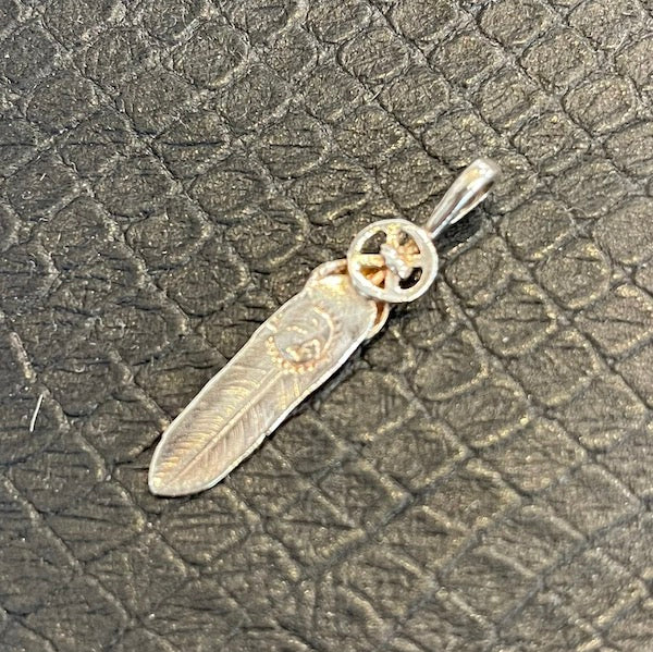 シルバー925 スモールフェザーペンダントトップ