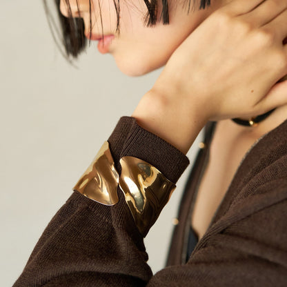 【予約販売】CHIGNON リーフワイドバングル 0054-124RT