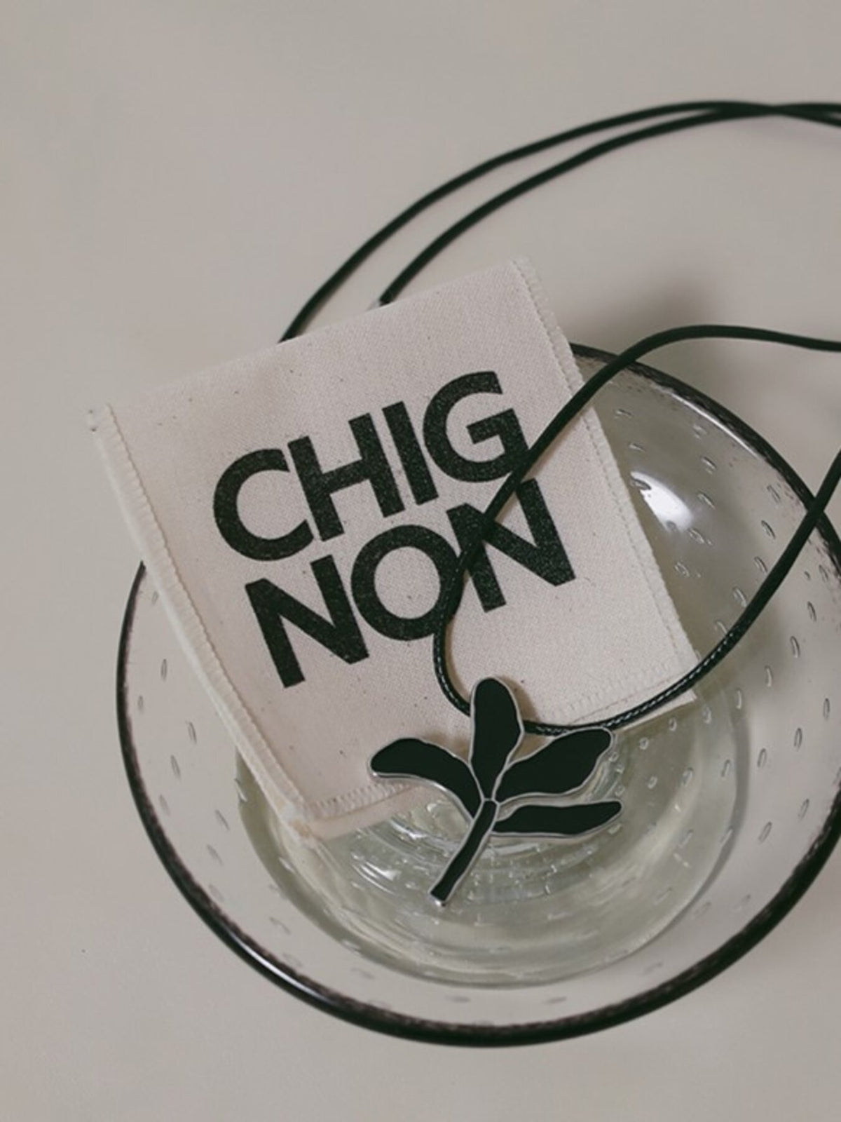 【予約販売】CHIGNON リーフエポブローチ＆ネックレス 0066-785SH