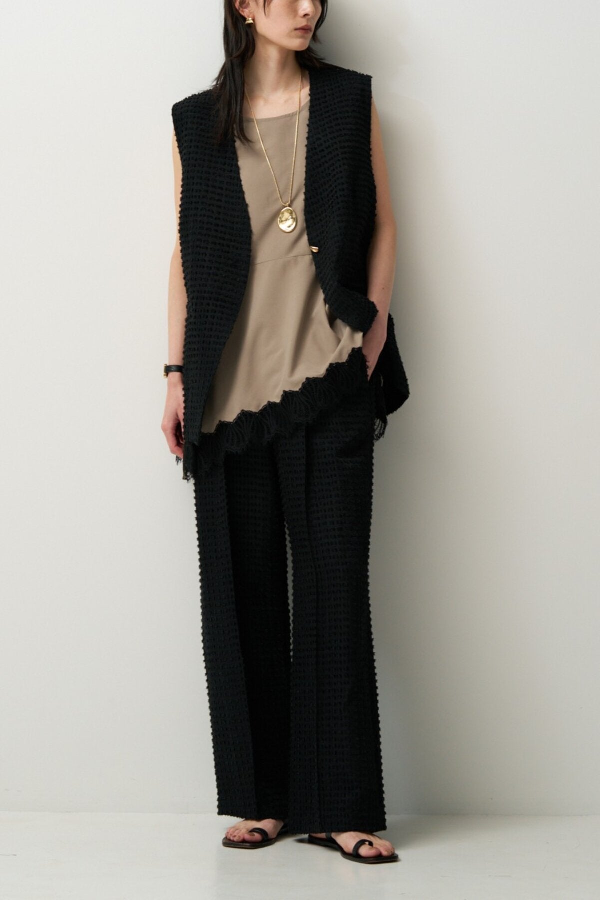 【予約販売】CHIGNON ヘムレースサテンタンク 1561-061-3NH