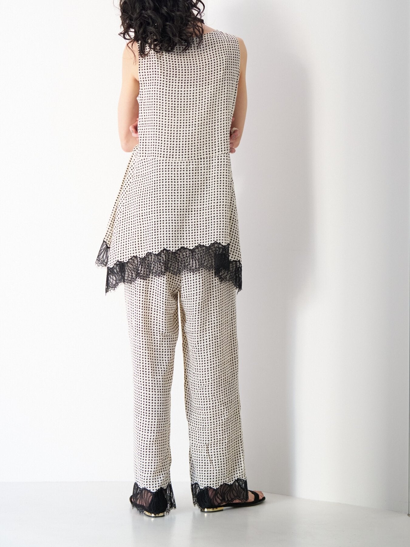 【予約販売】CHIGNON レーストリムドットタンクＴＯＰ 1563-683NH