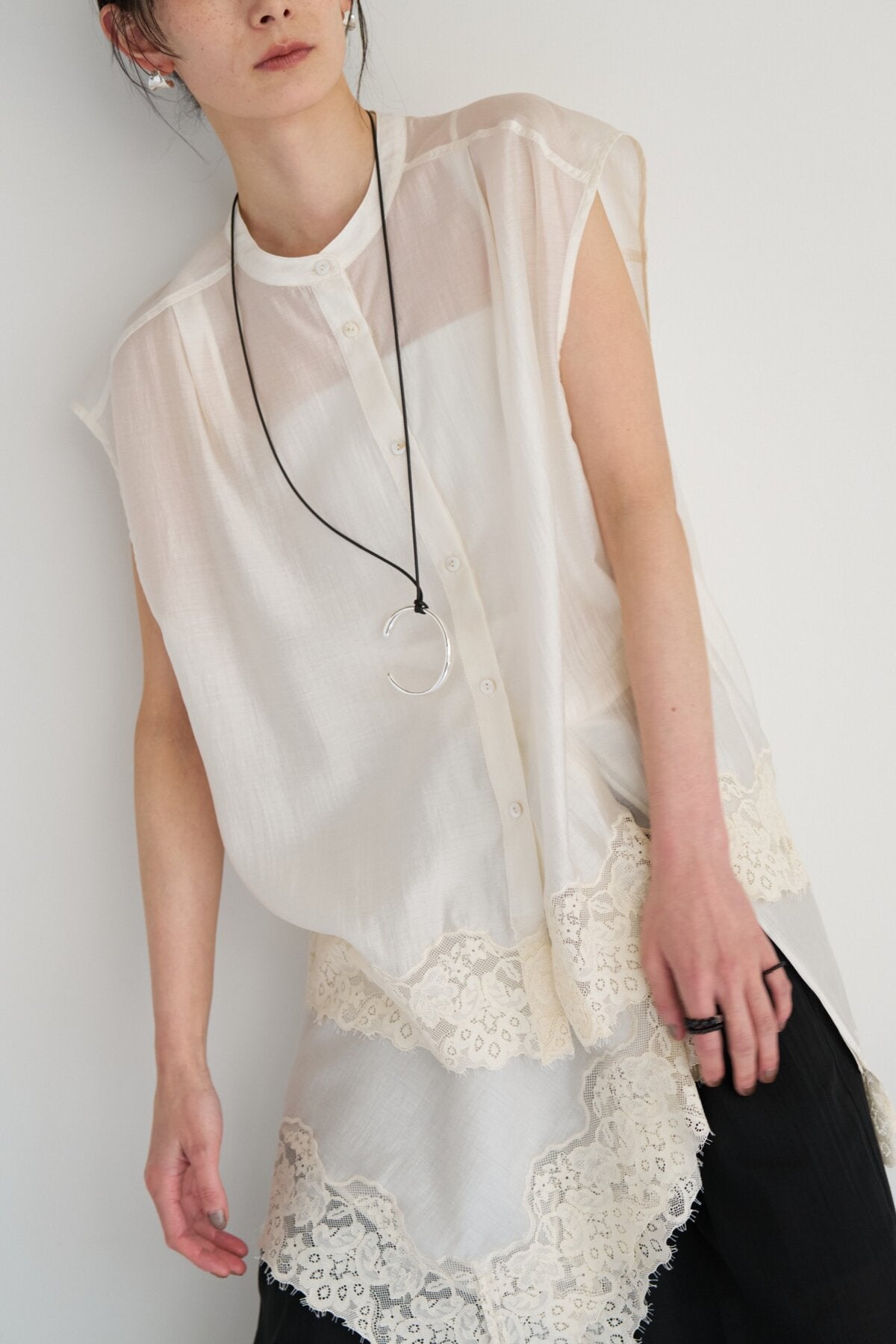 【予約販売】CHIGNON レースシアーフレンチＢＬ 1563-685NH