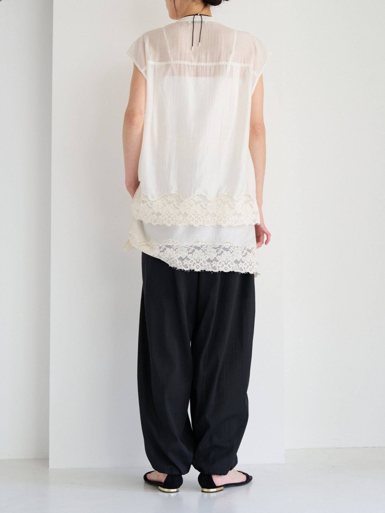 【予約販売】CHIGNON レースシアーフレンチＢＬ 1563-685NH