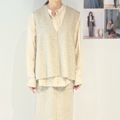 CHIGNON Ｗフェイスジャージジレ 1855-203KK