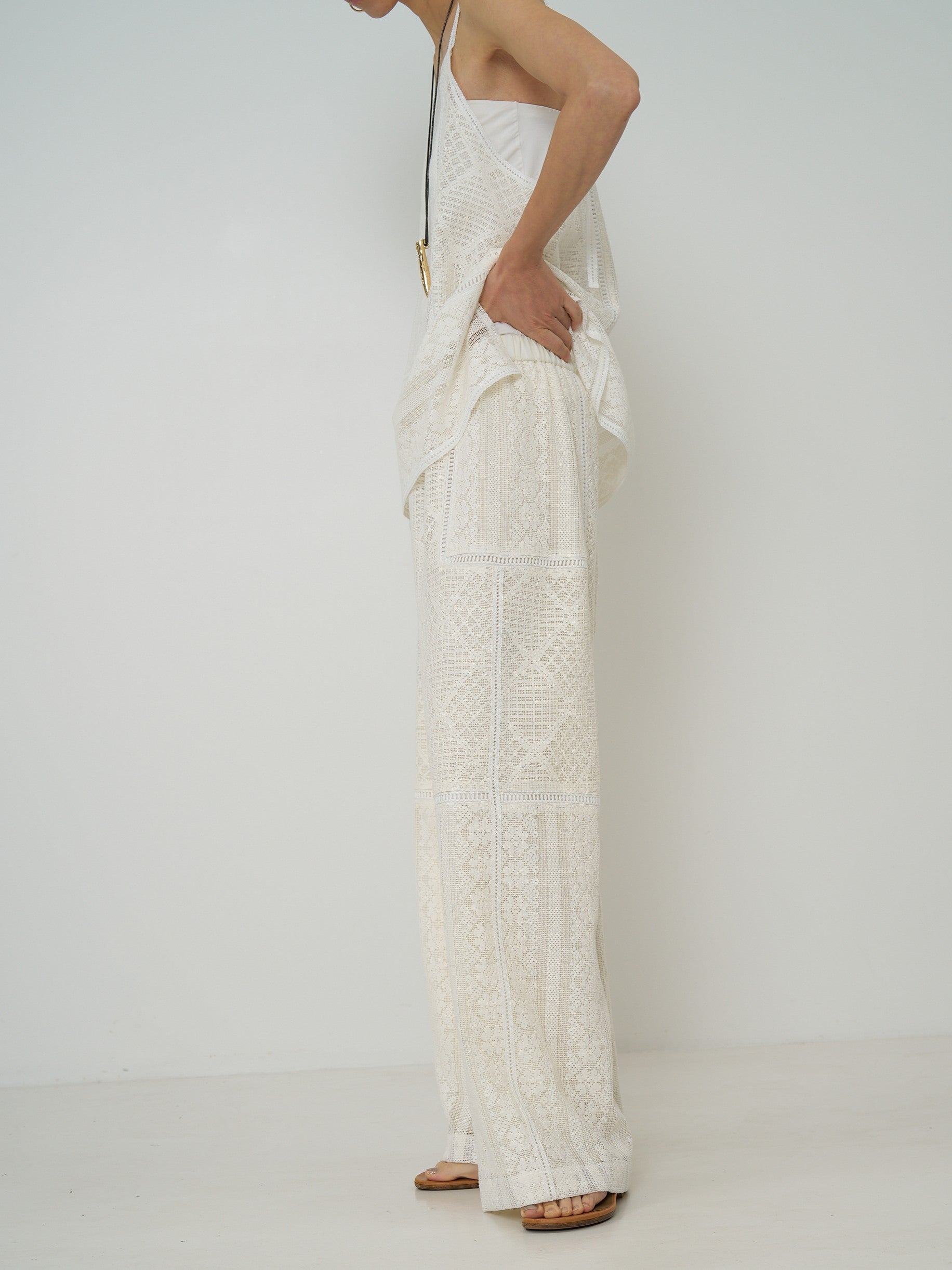 【予約販売】CHIGNON パッチワークレースキャミソール 1861-050BZ