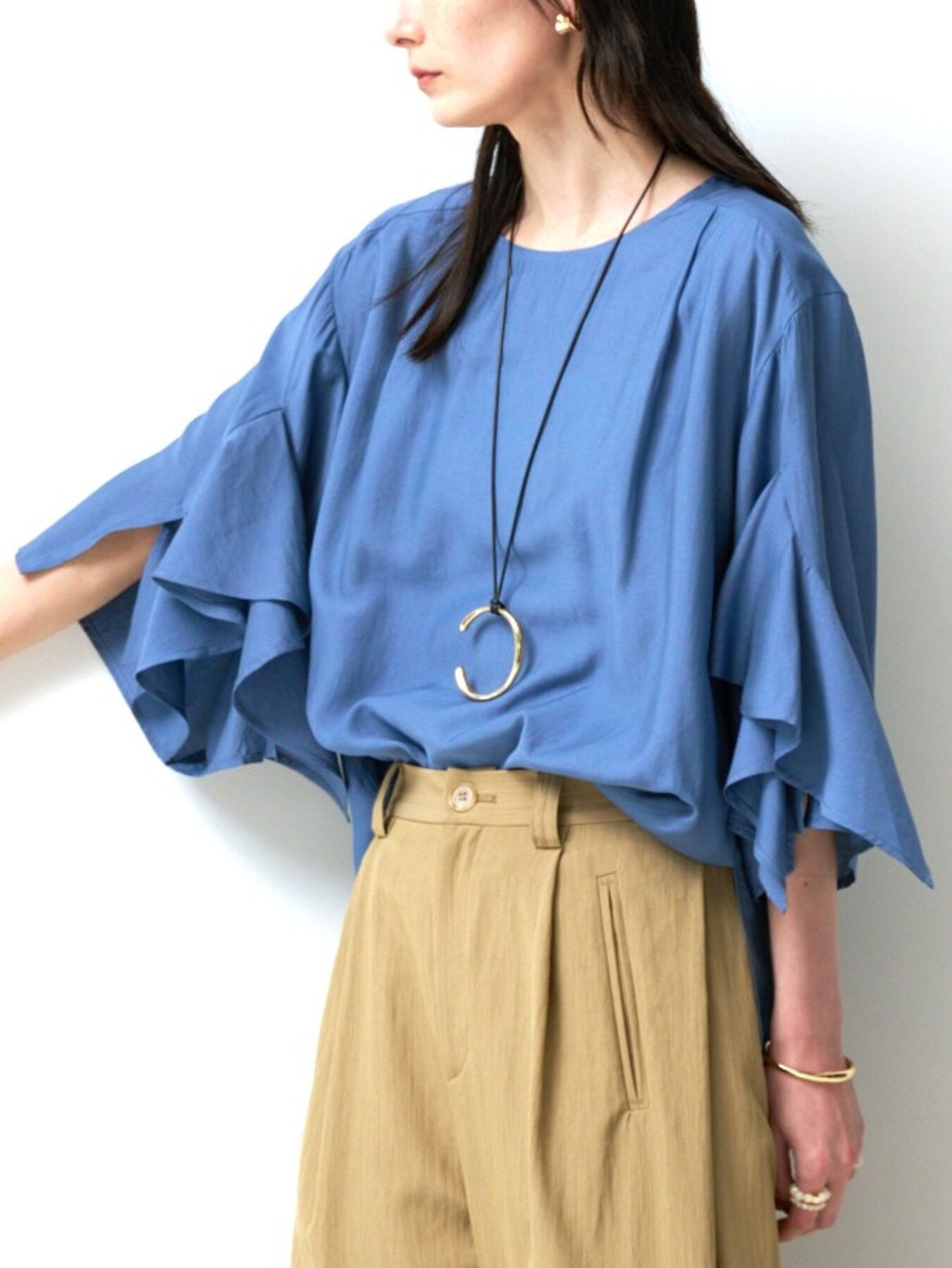 【予約販売】CHIGNON フレアスリーブＢＬ 1863-601KK