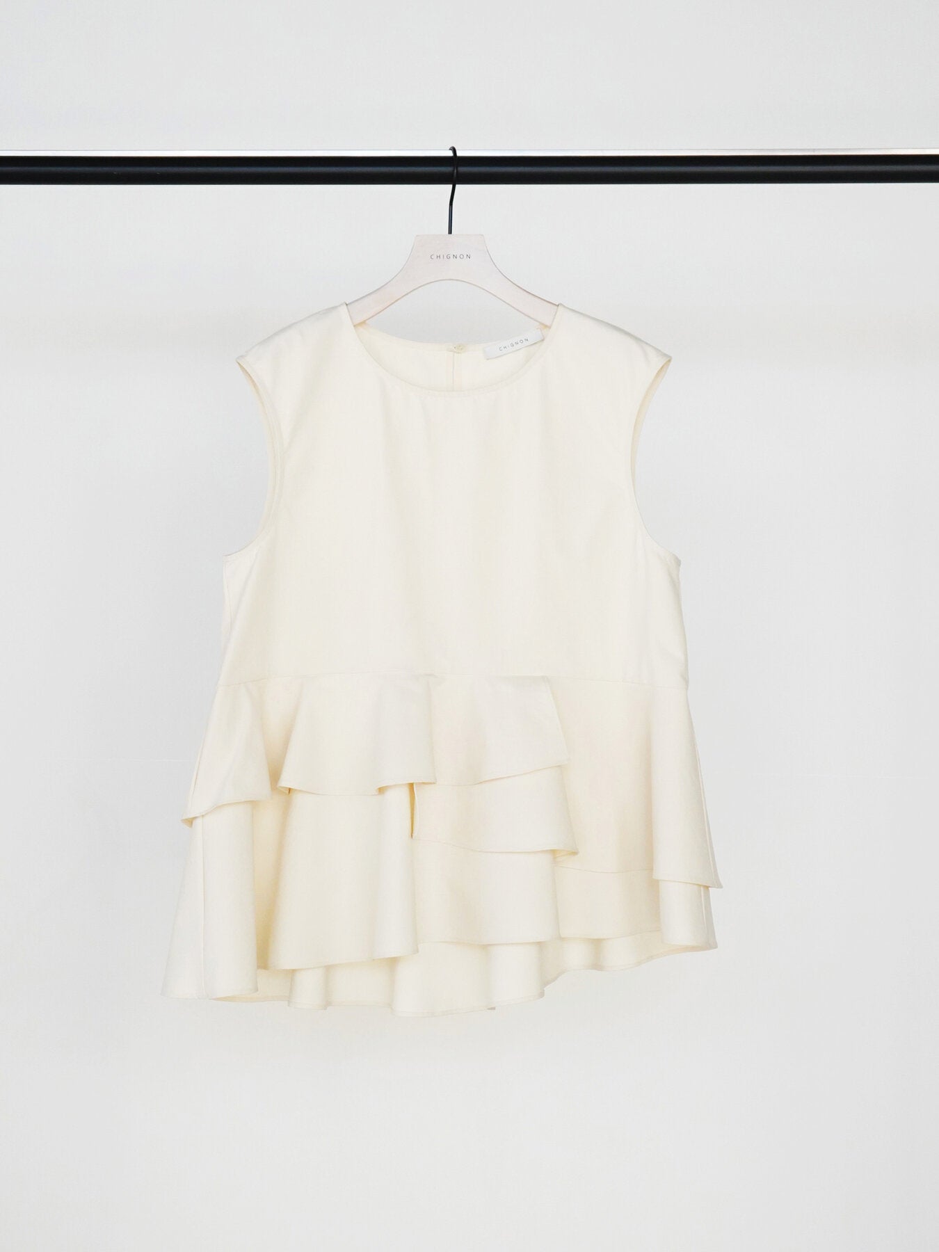 【予約販売】CHIGNON ソフトタフタペプラムＢＬ 1863-603KK