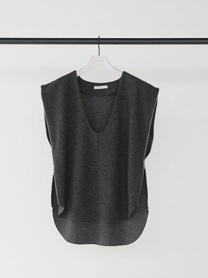 【予約販売】CHIGNON ＷフェイスZIP ベスト 1865-303KK