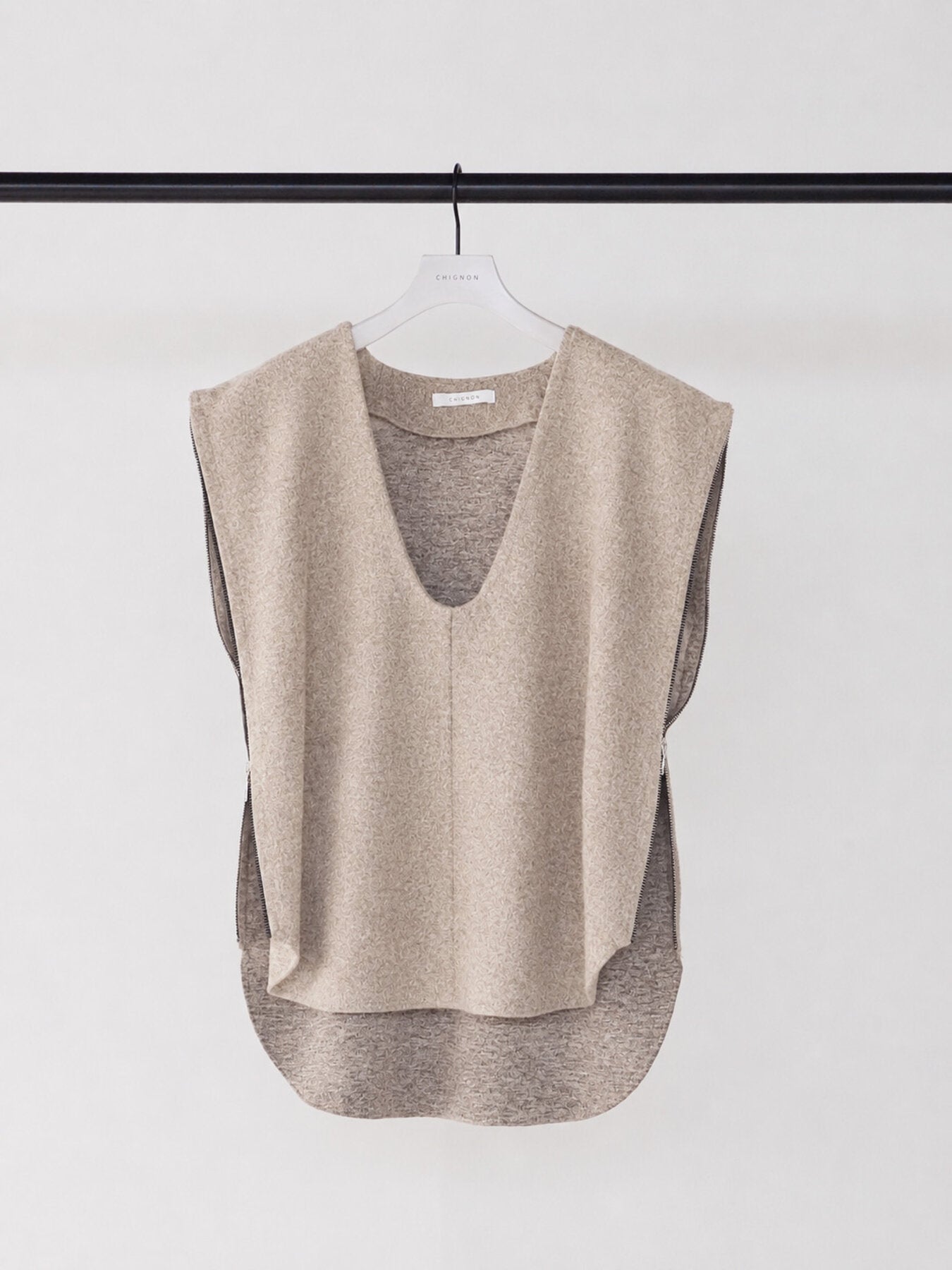 【予約販売】CHIGNON ＷフェイスZIP ベスト 1865-303KK