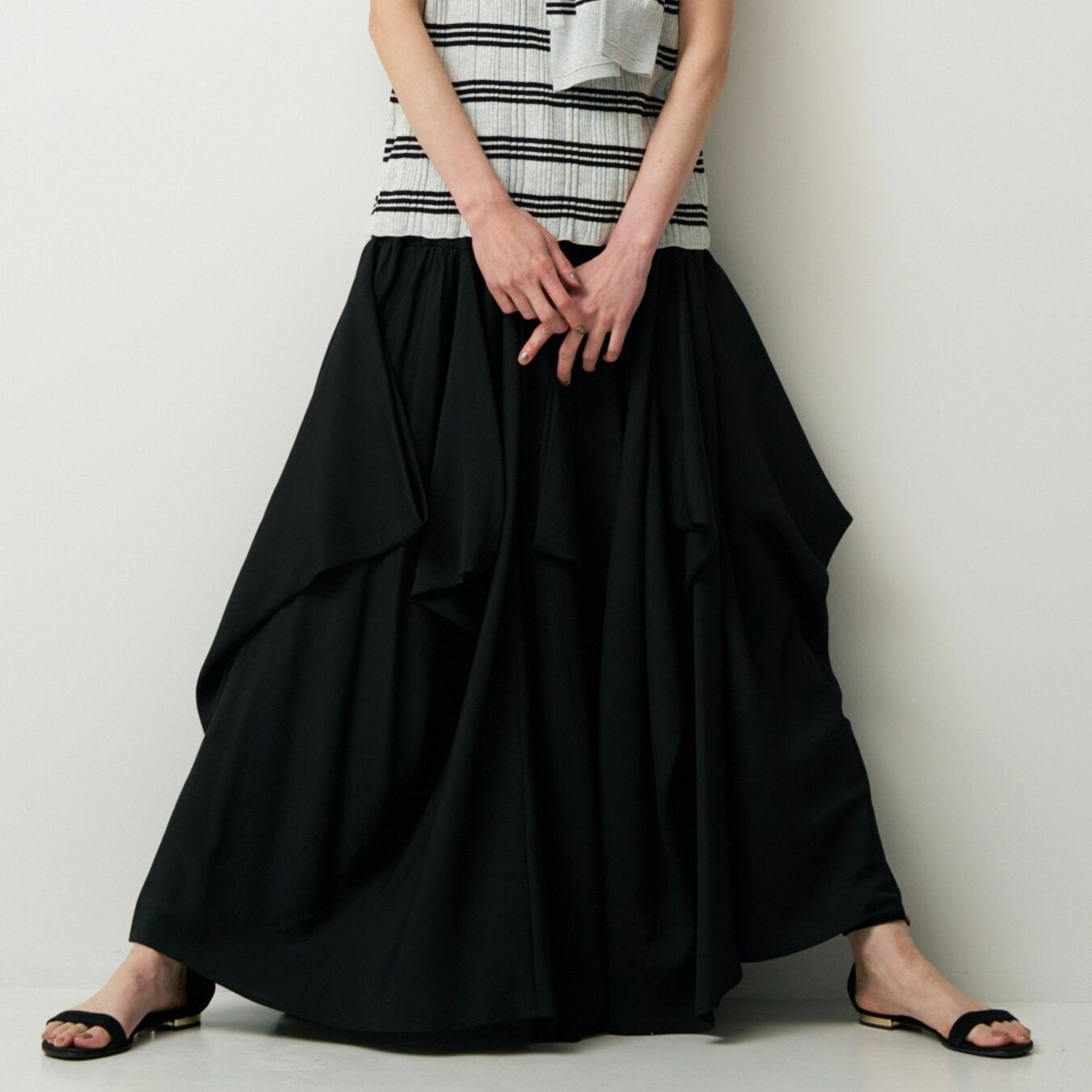 CHIGNON ドレーピングフォルムSK 2263-638NH – RUKA