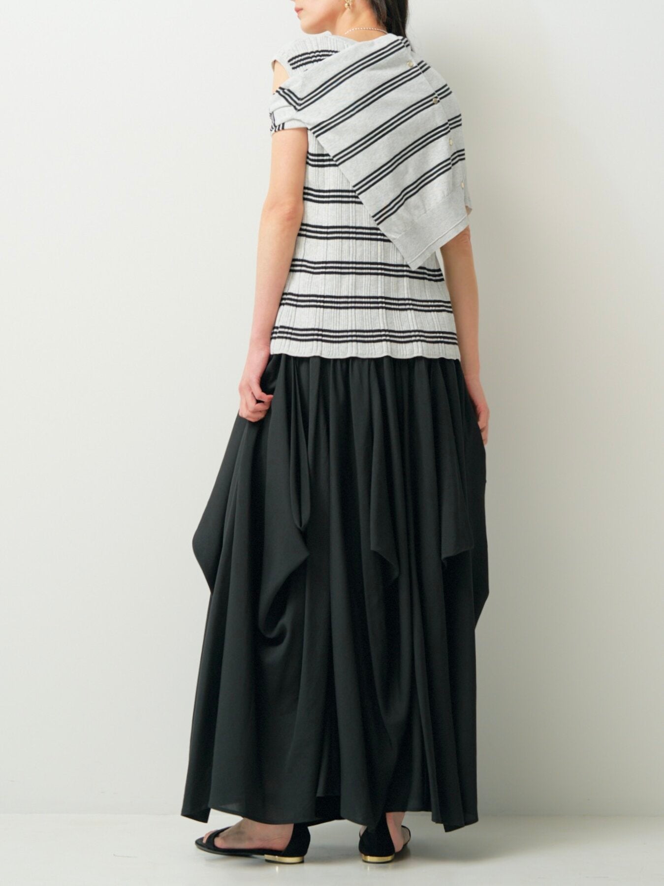 CHIGNON ドレーピングフォルムSK 2263-638NH – RUKA
