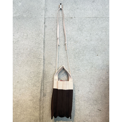 amicom PLEATS PHONE POUCH  ショルダースマホバッグ