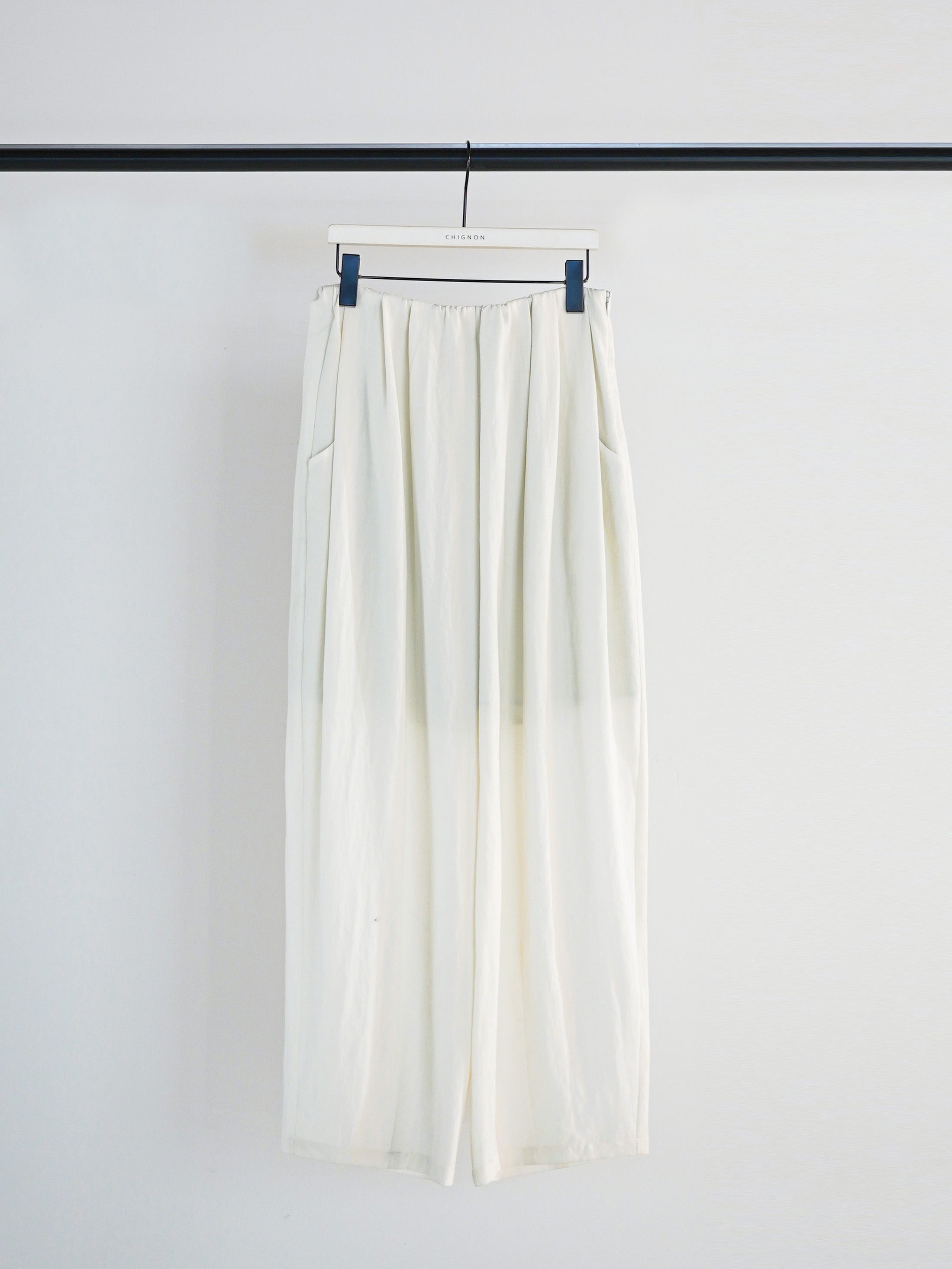 【予約販売】CHIGNON フロントタックカーヴィーPT 3261-026MK