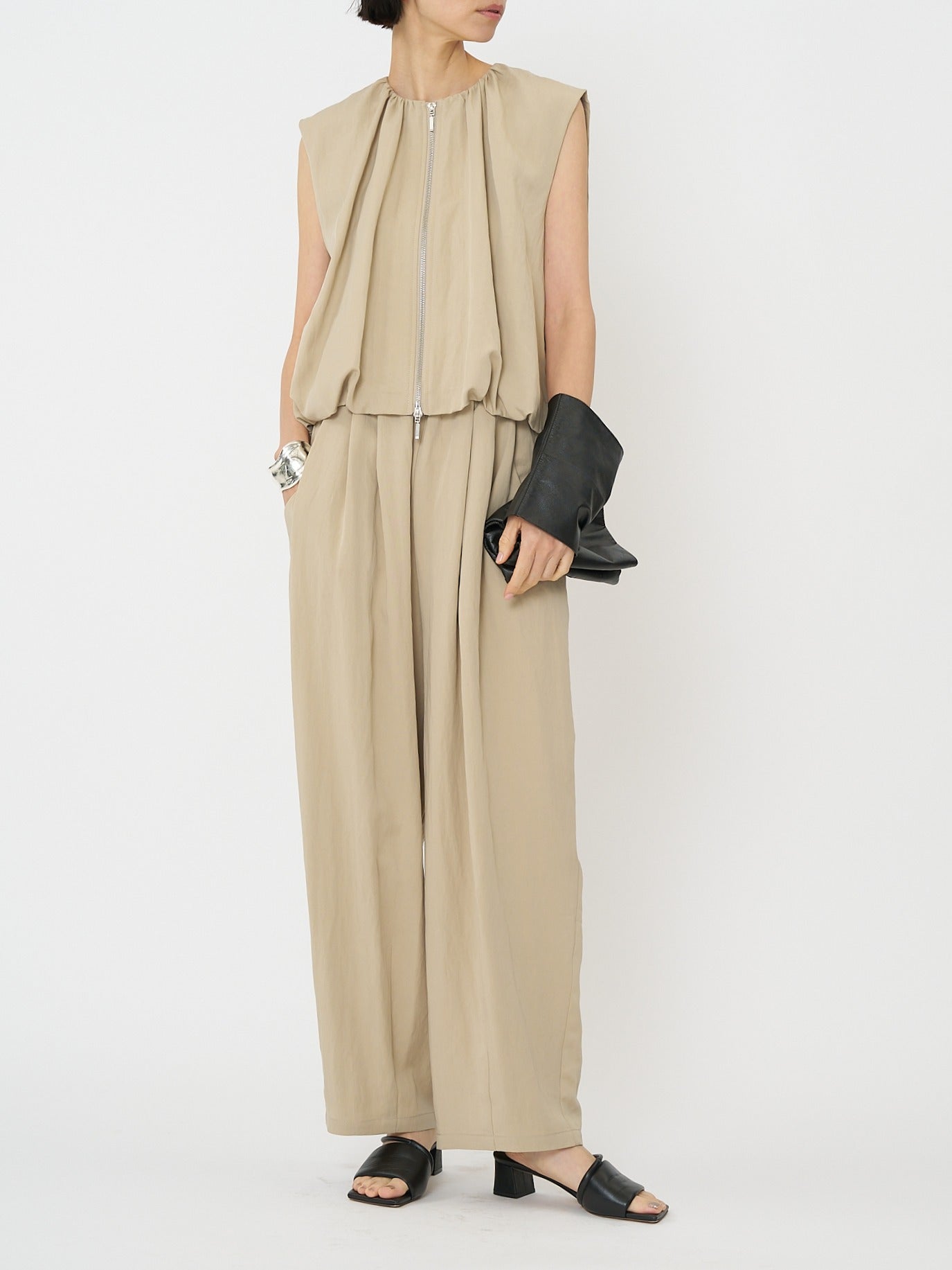 【予約販売】CHIGNON フロントタックカーヴィーPT 3261-026MK