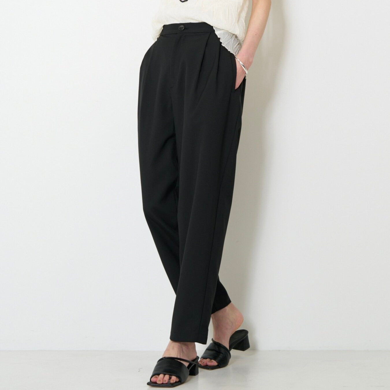 【予約販売】CHIGNON エフォートレステーパードＰＴ 3263-656YM