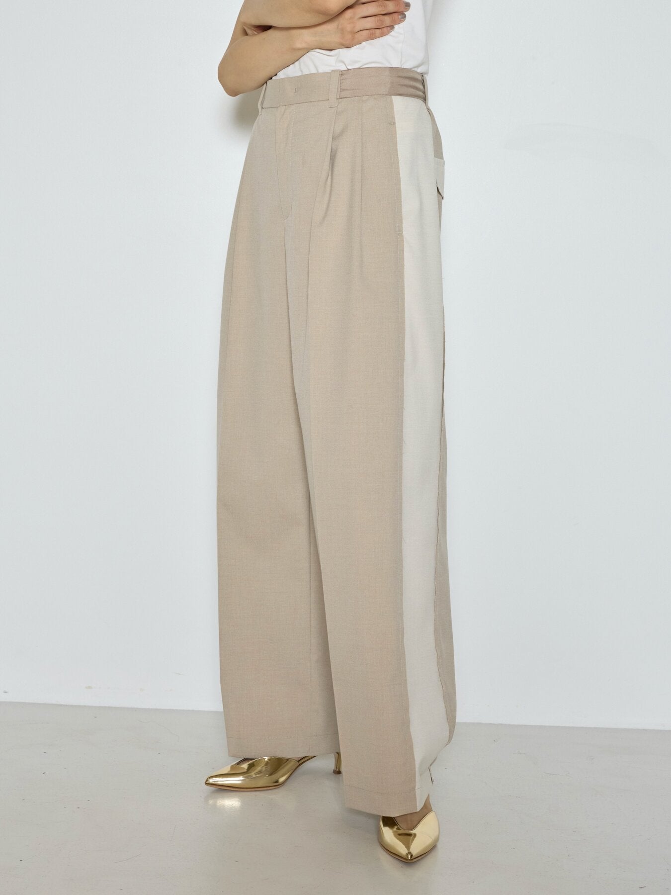 【予約販売】CHIGNON カットオフライン2タックスラックス 3265-309KK