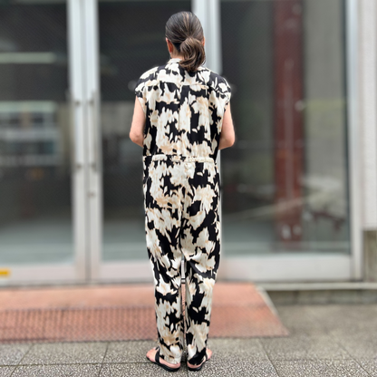 お手軽価格で贈りやすい CHIGNON RUKA – 3853-344MK カスレ花柄PTサロペット パンツ