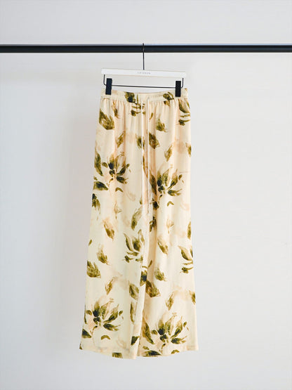 【予約販売】CHIGNON フラワープリントイージPT 3961-020KK