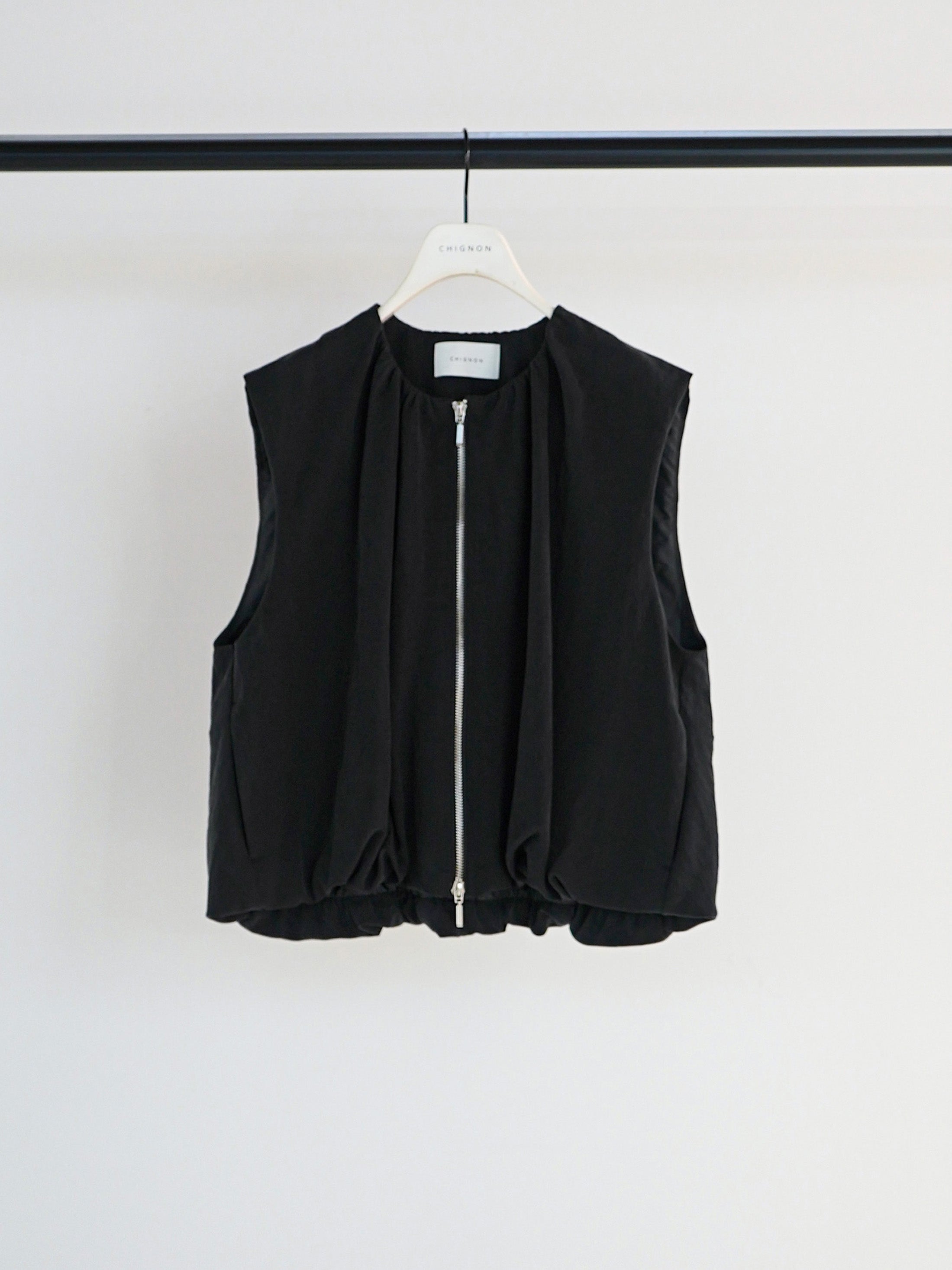 【予約販売】CHIGNON ダブルジップバルーンジレ 4261-025MK