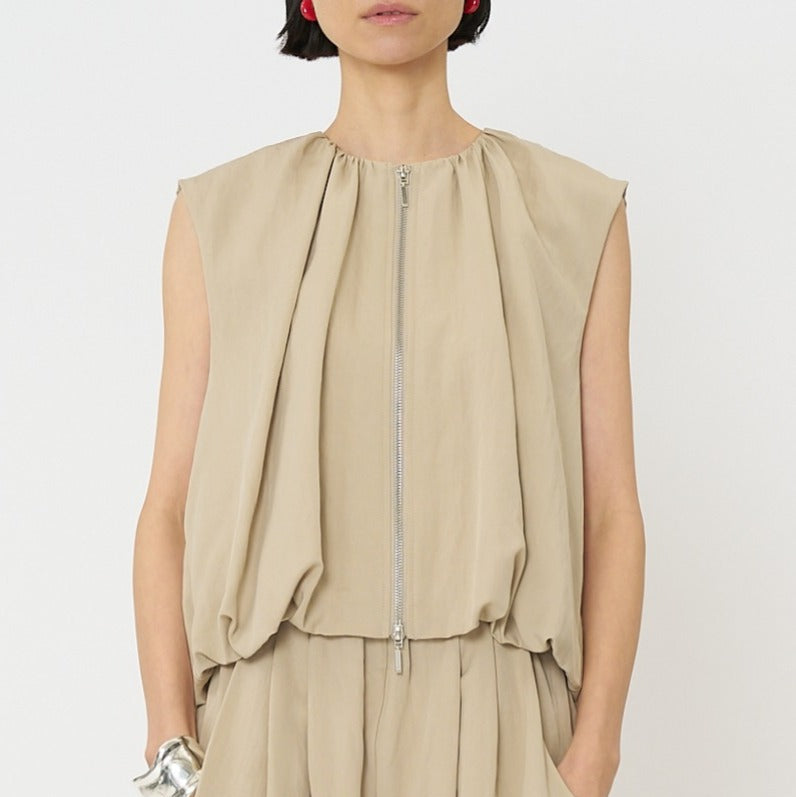 【予約販売】CHIGNON ダブルジップバルーンジレ 4261-025MK