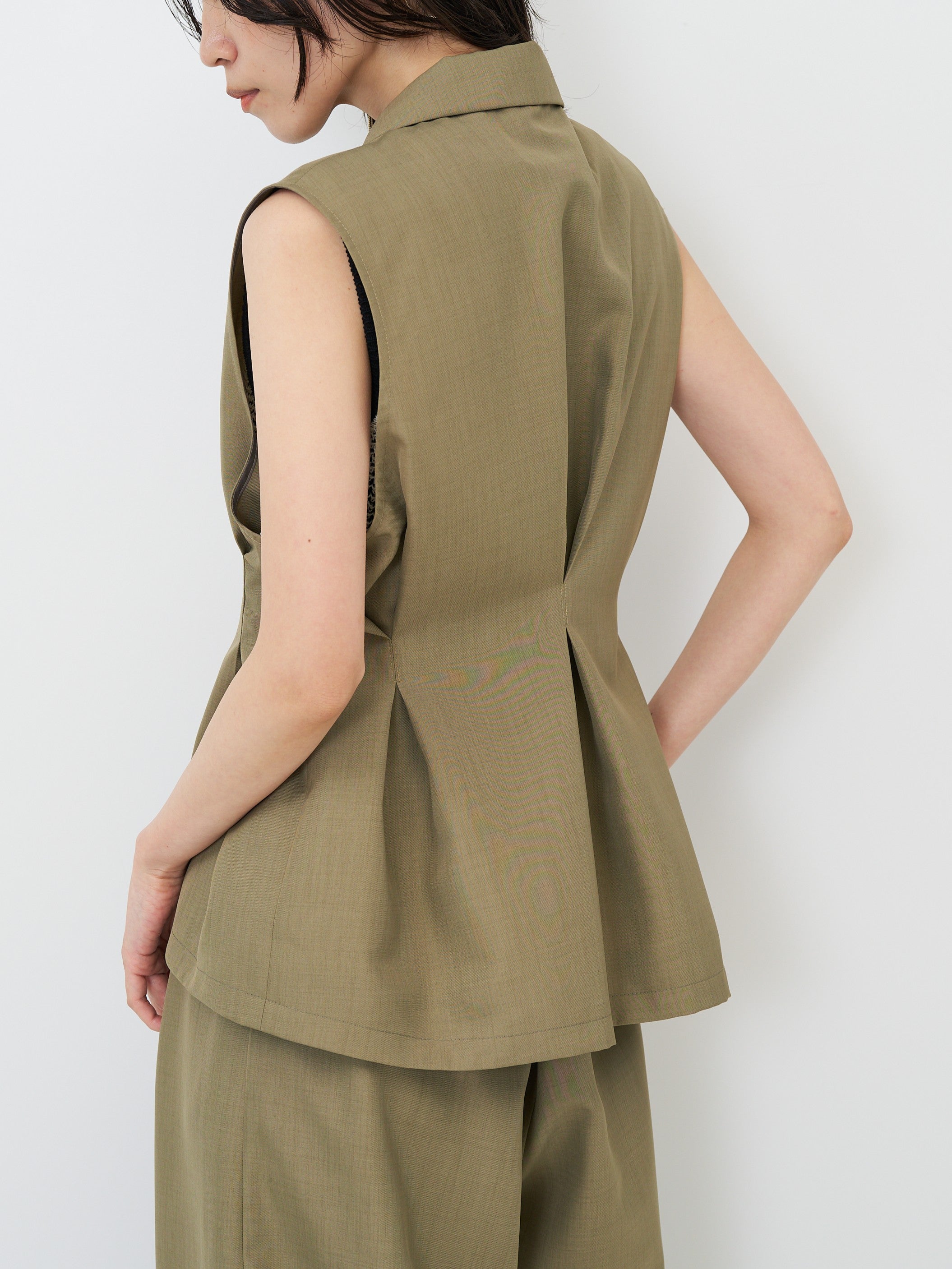 【予約販売】CHIGNON リネンライクペプラムジレ 4862-336MK