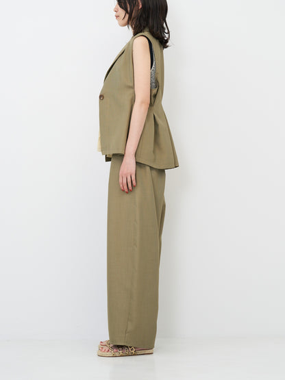 【予約販売】CHIGNON リネンライクペプラムジレ 4862-336MK