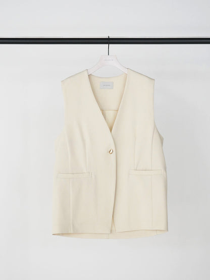 【予約販売】CHIGNON オーバルフォルムジレ 4863-655BZ