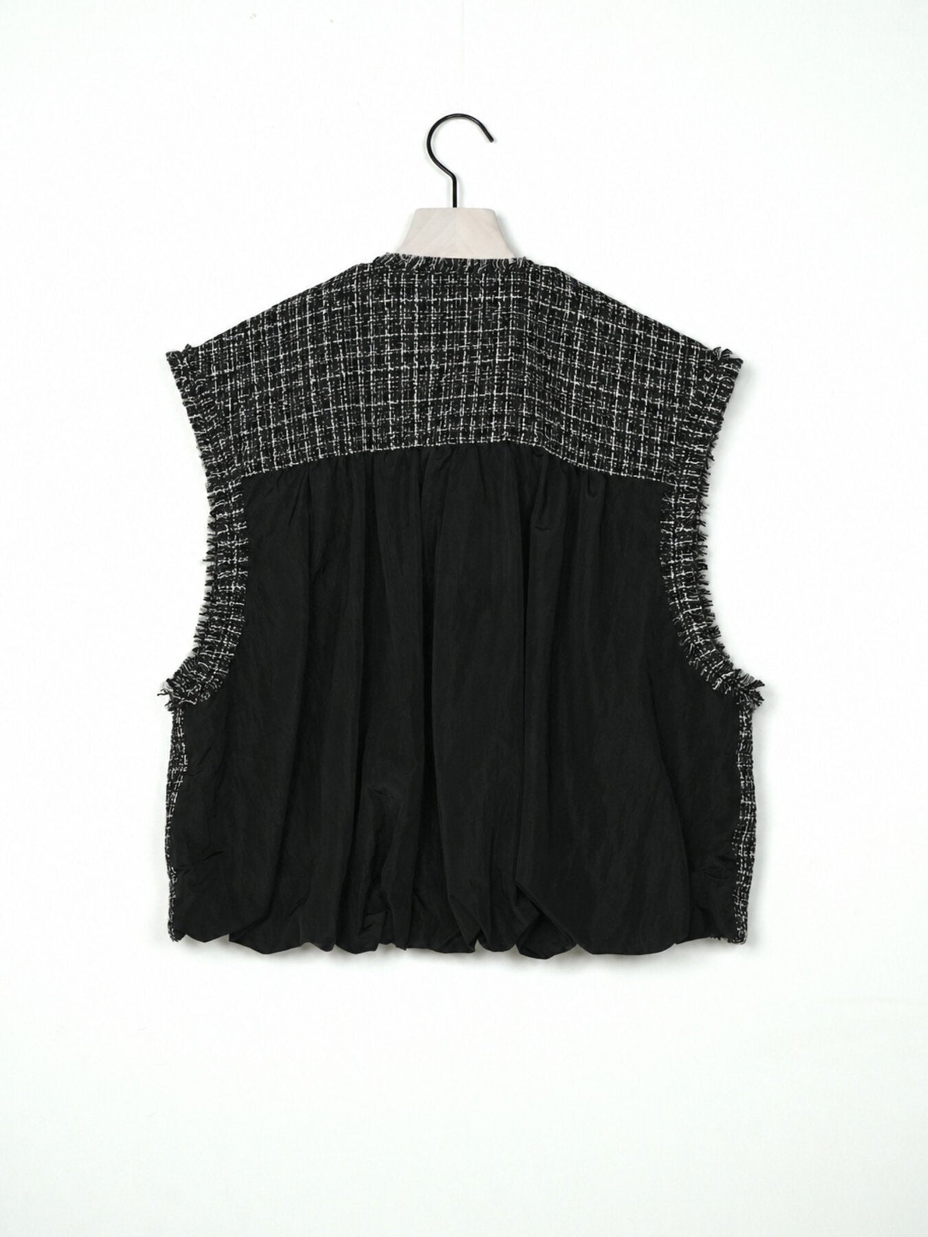 【予約販売】CHIGNON ミニマルツィードドッキングジレ 4866-609BZ
