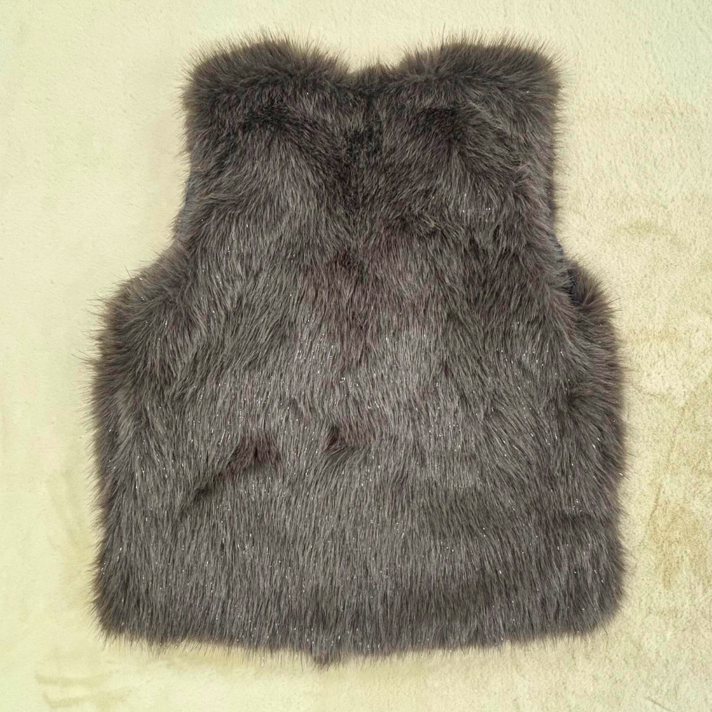 ラメ入りファーベスト