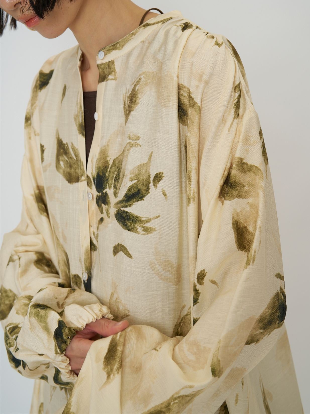 【予約販売】CHIGNON フラワープリントシャツOP 5961-021KK