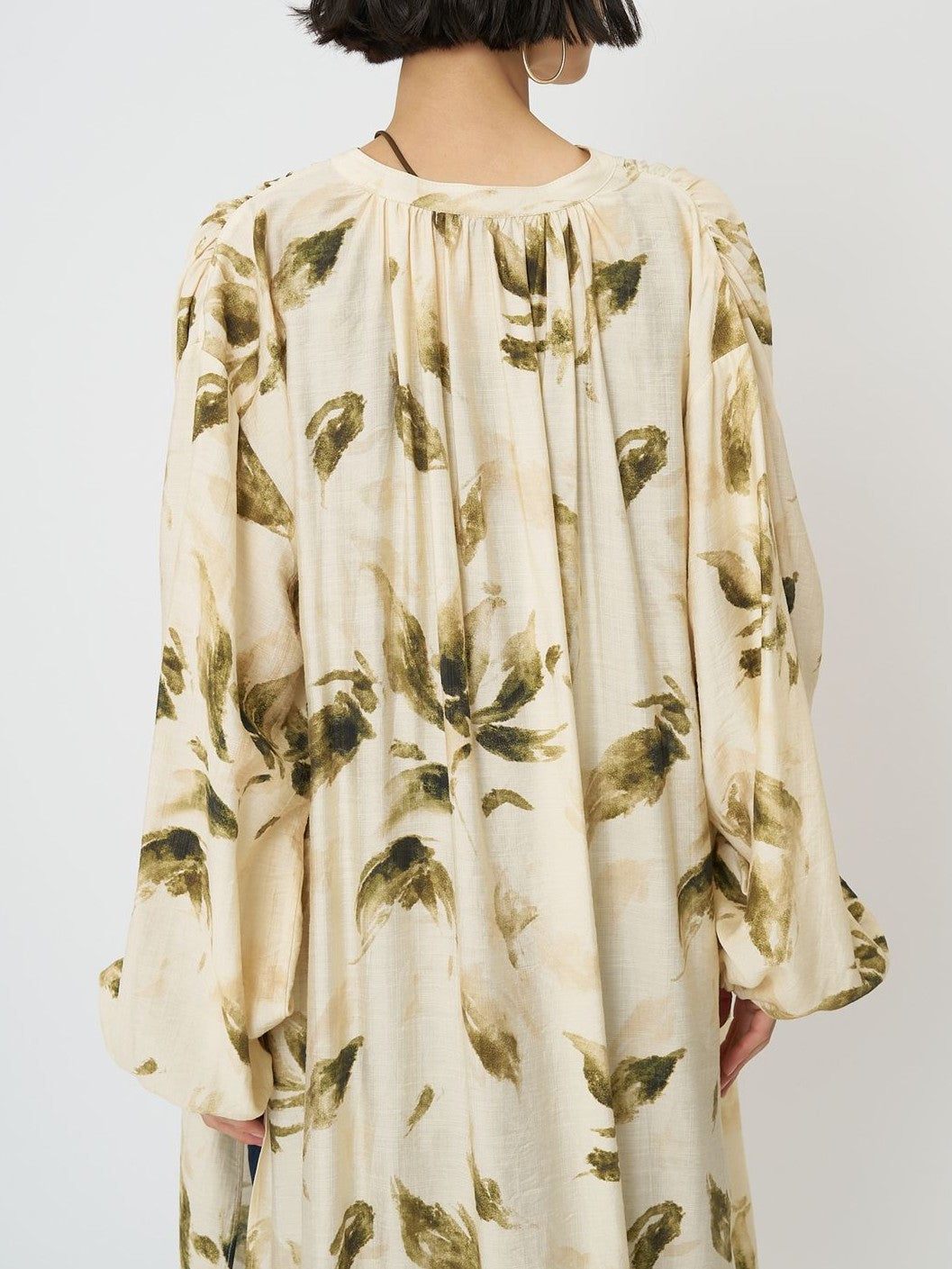 【予約販売】CHIGNON フラワープリントシャツOP 5961-021KK