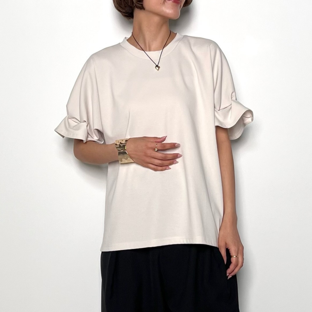 【予約販売】CHIGNON フラワースリーブTee 8854-087KK