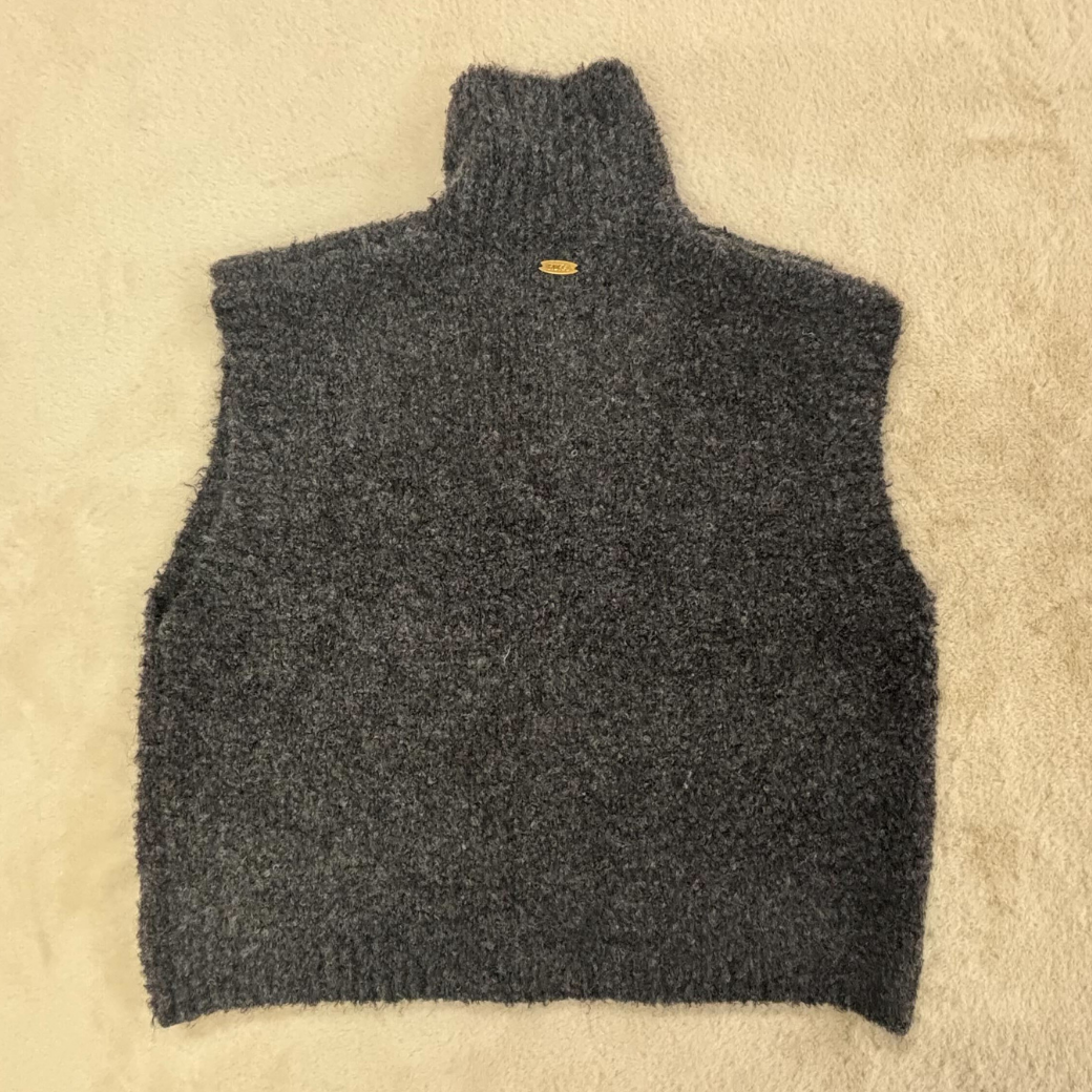 Maison de RUKA ニットノースリーブ