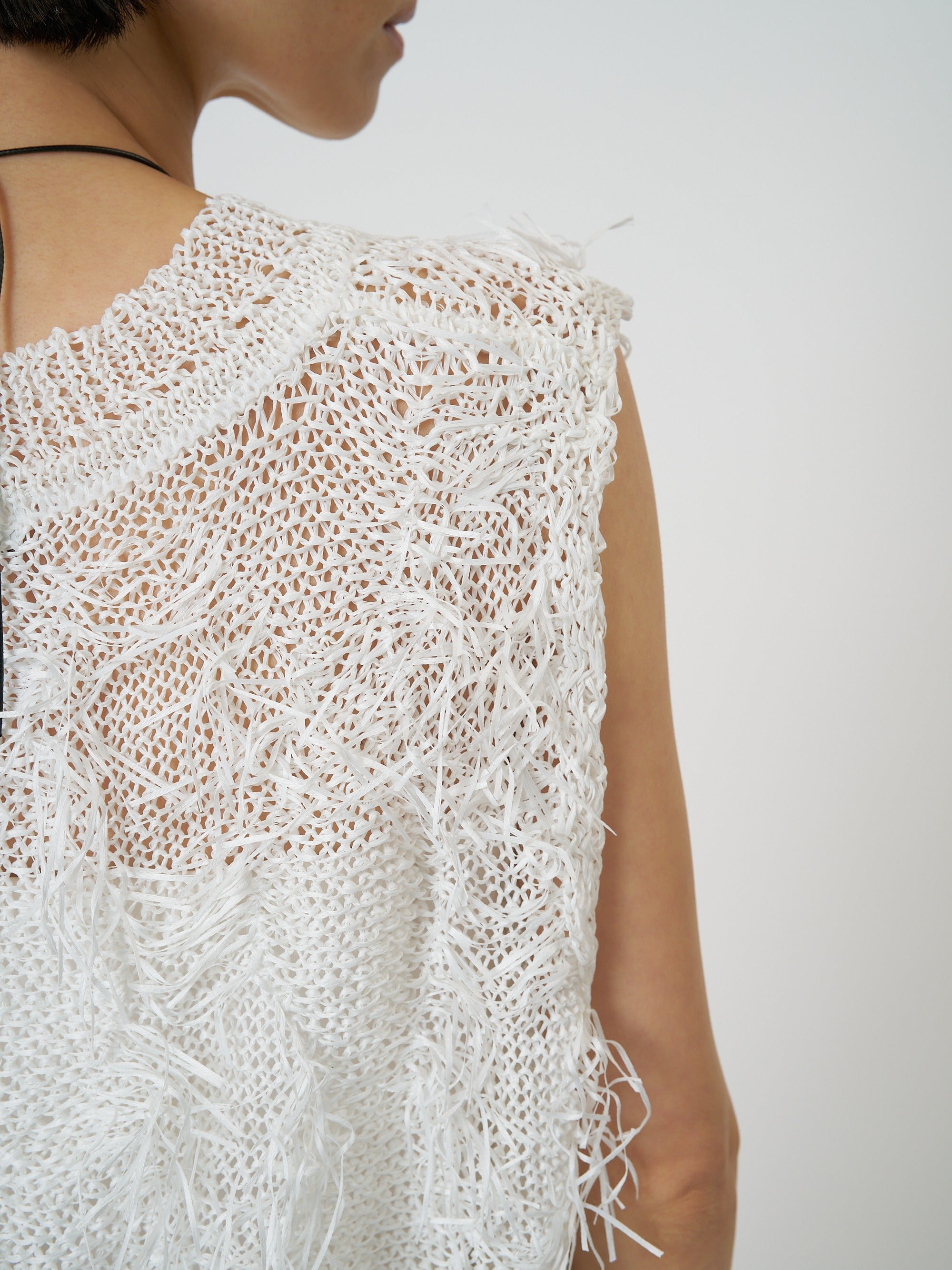 【予約販売】CHIGNON カットJQフリンジニットベスト 9261-091GS