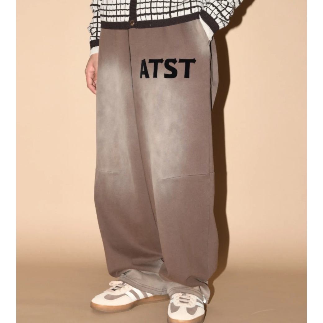 SUPERTHANKS Sun faded Flocky print Sweat Side-tuck Wide Pants CS04