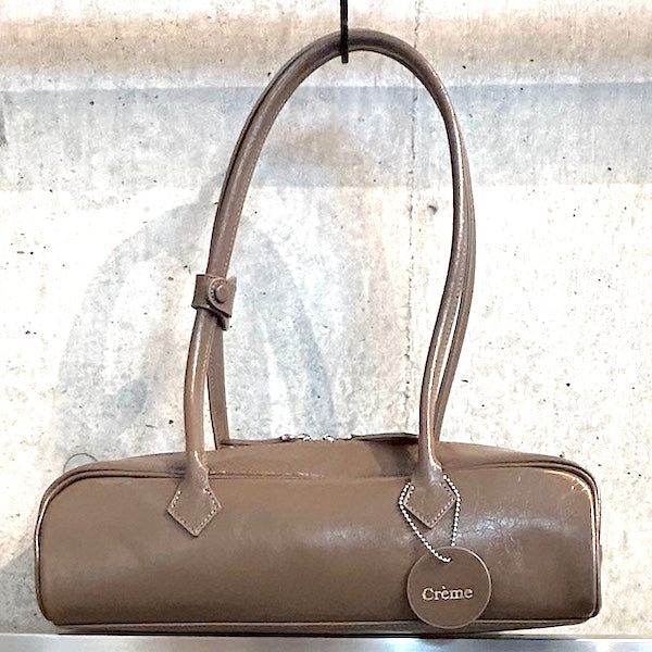 Urban Outfitters☆ チャンキーバックル・バゲットバッグ バゲットバッグ – RUKA
