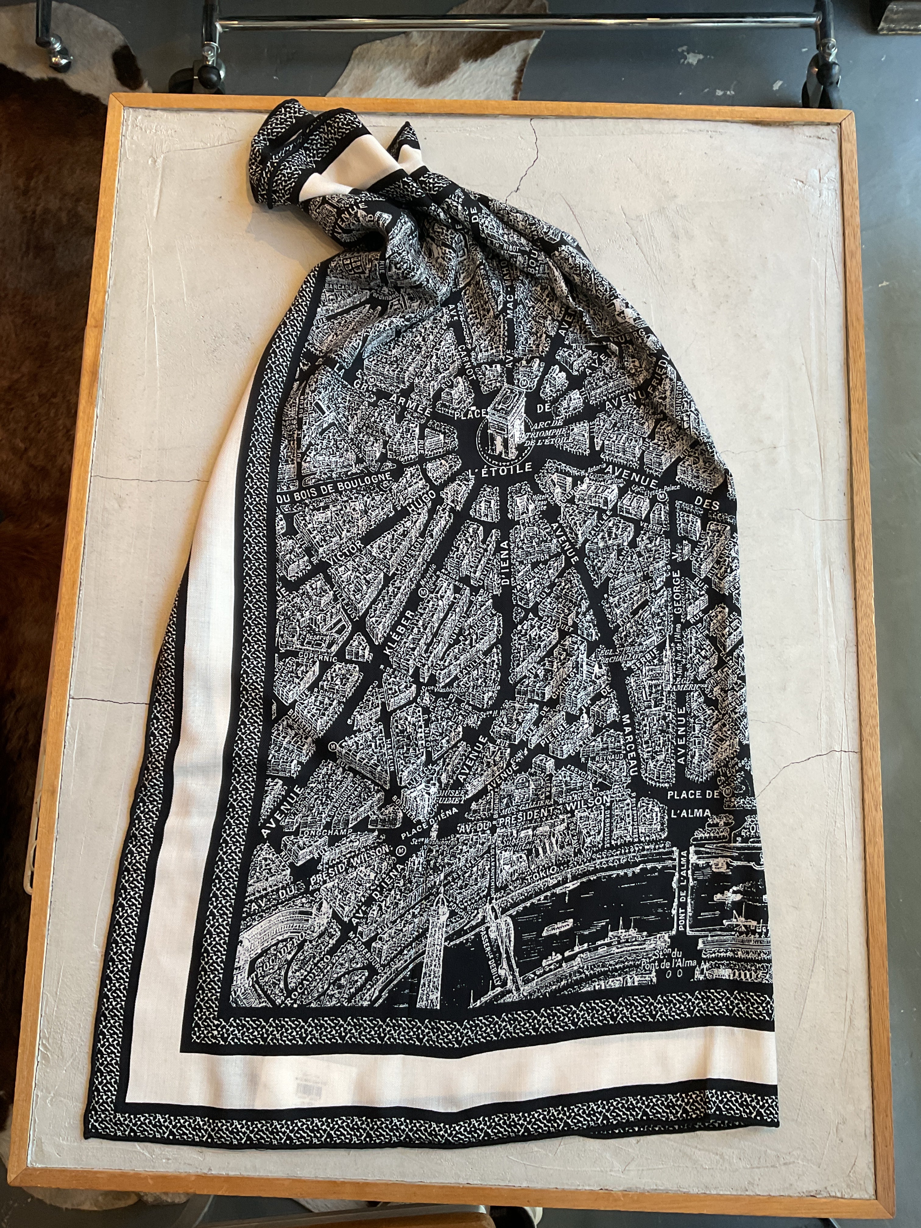 Paris Map ストール