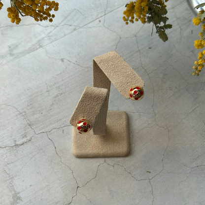 ドットピアス