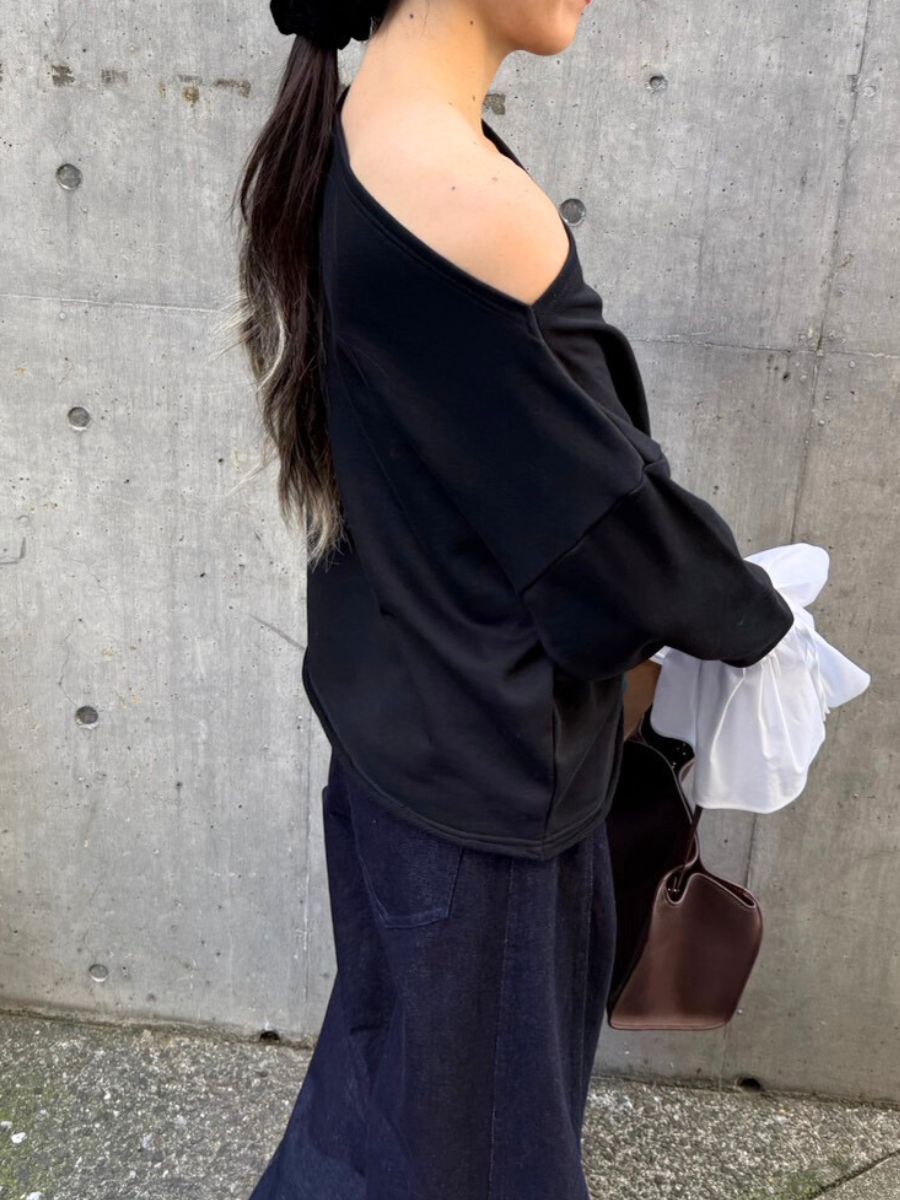 【予約販売】Mewl オフショルシャツスリーブスウェット M261-83011