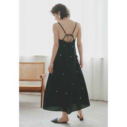 Muel Chic Lily embroidery OP
