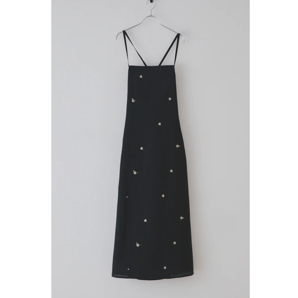 Muel Chic Lily embroidery OP