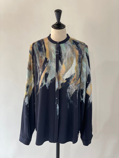 RUMCHE Wing Panel Print Shirt R24A10601