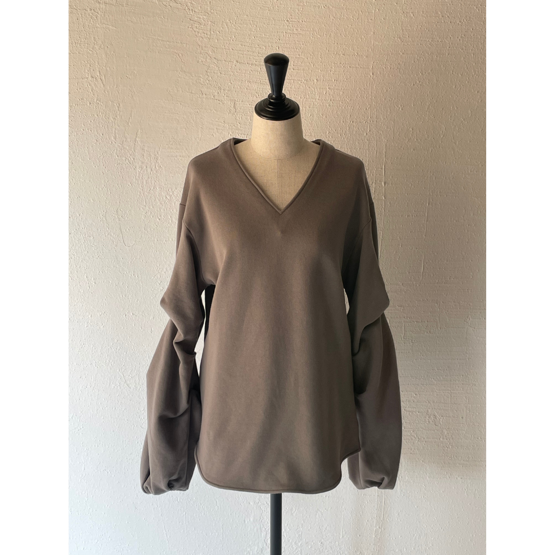 RUMCHE V-neck Sweat Tops R26A10612　