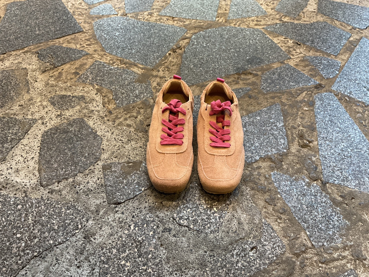 PAKU スウェードスニーカー WSAT25006