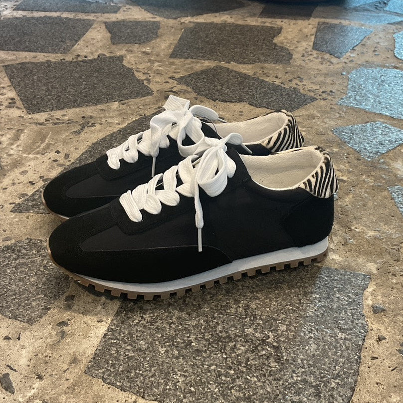 PAKU  ゼブラ柄スニーカーWSAT25005